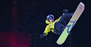 [德甲]弗赖堡获得角球 金特尔头球攻门得手